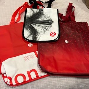 Set of 5 - Lululemon Totes - 3 large two small